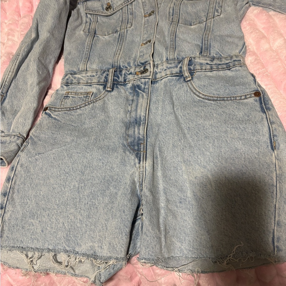Zara Light Blue Denim short Overalls xs #y2k #westeren
#denim #grunge - Picture 5 of 14